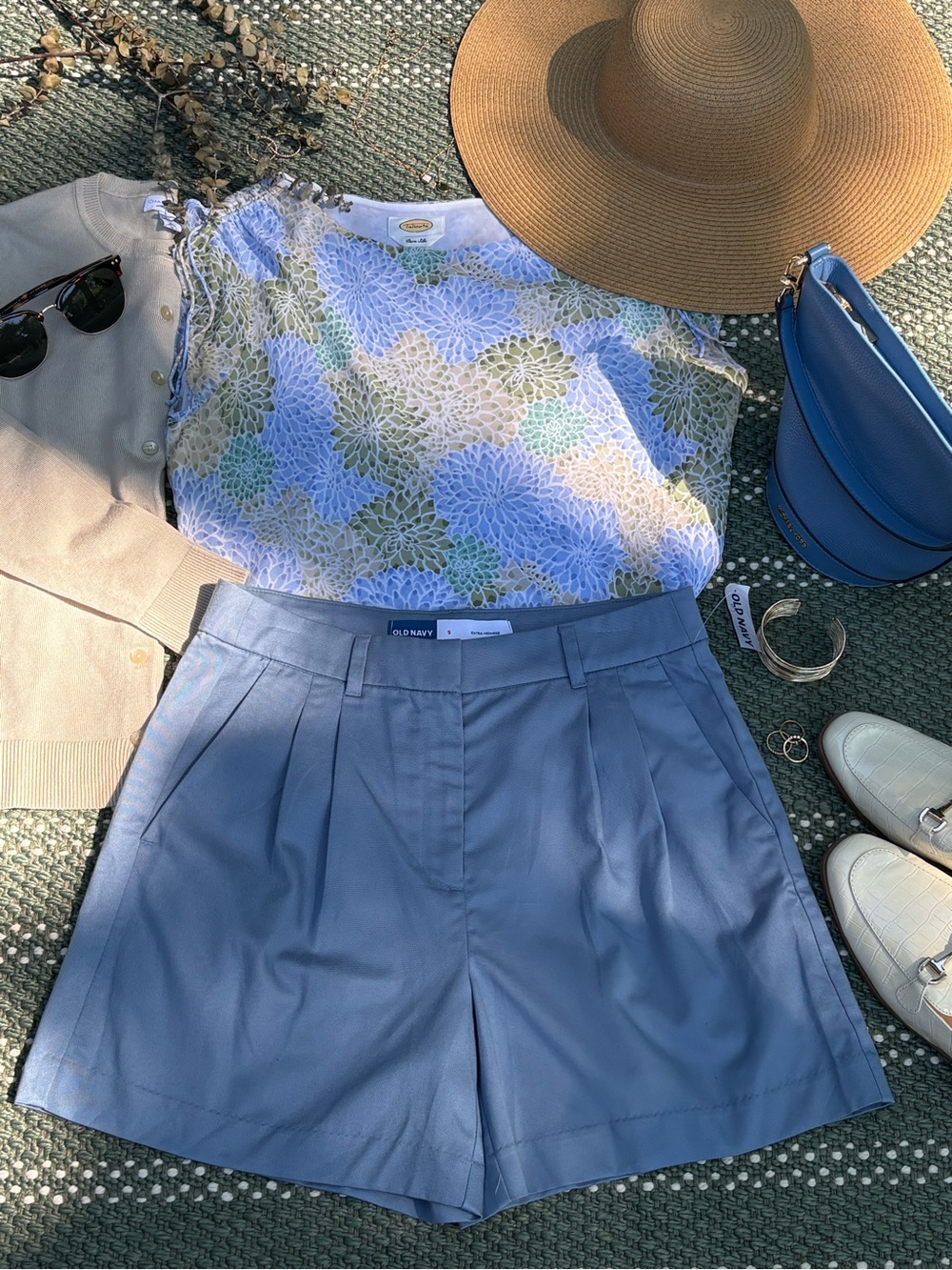 NWT Extra High-Waisted Taylor Trouser Shorts —5-Inch Inseam